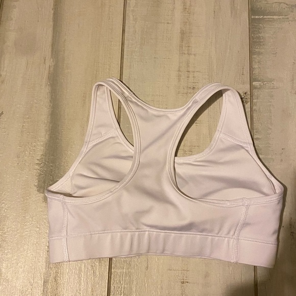 NIKE sports bra - Picture 4 of 6